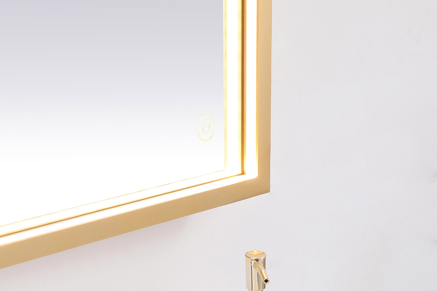 Elegant Wall Mirror - Brass, D 36", H 36" (MRE63636BR)