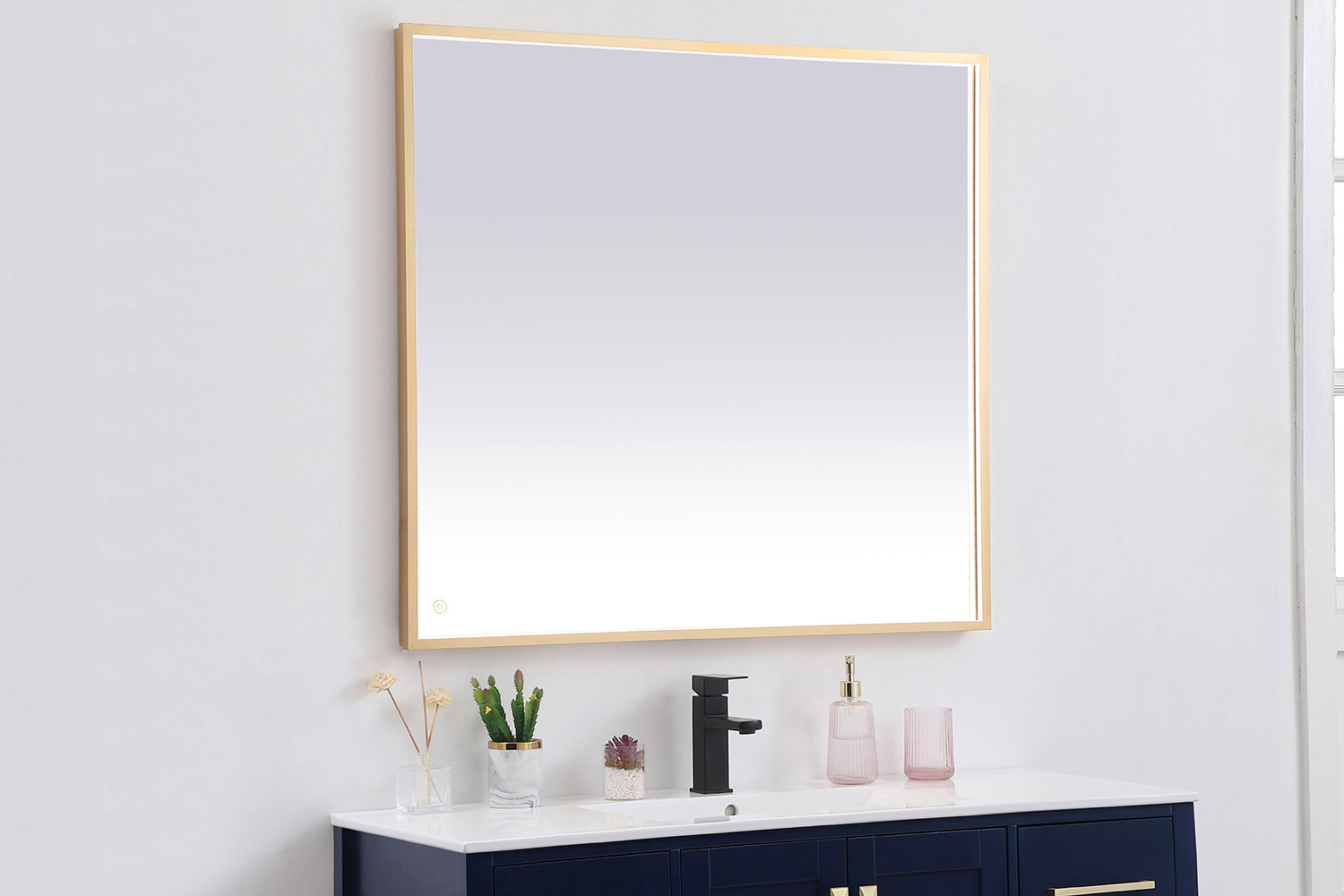 Elegant Wall Mirror - Brass, D 40", H 36" (MRE63640BR)