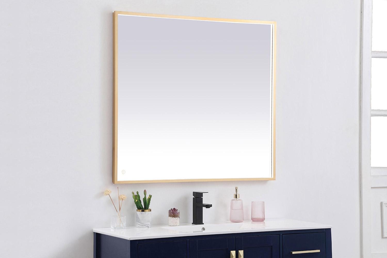 Elegant Wall Mirror - Brass, D 40", H 36" (MRE63640BR)