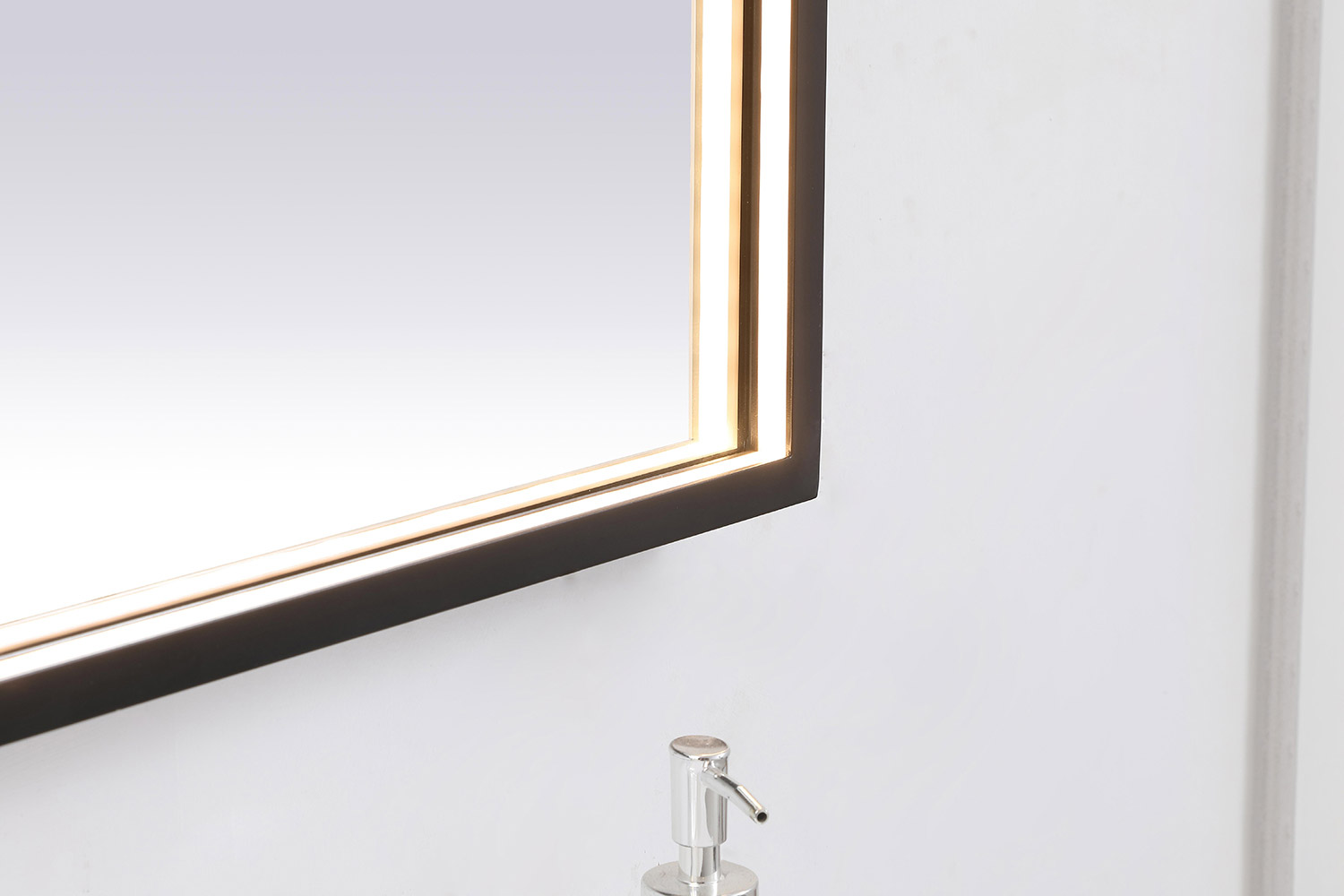 Elegant Wall Mirror - Black, D 60", H 36" (MRE63660BK)