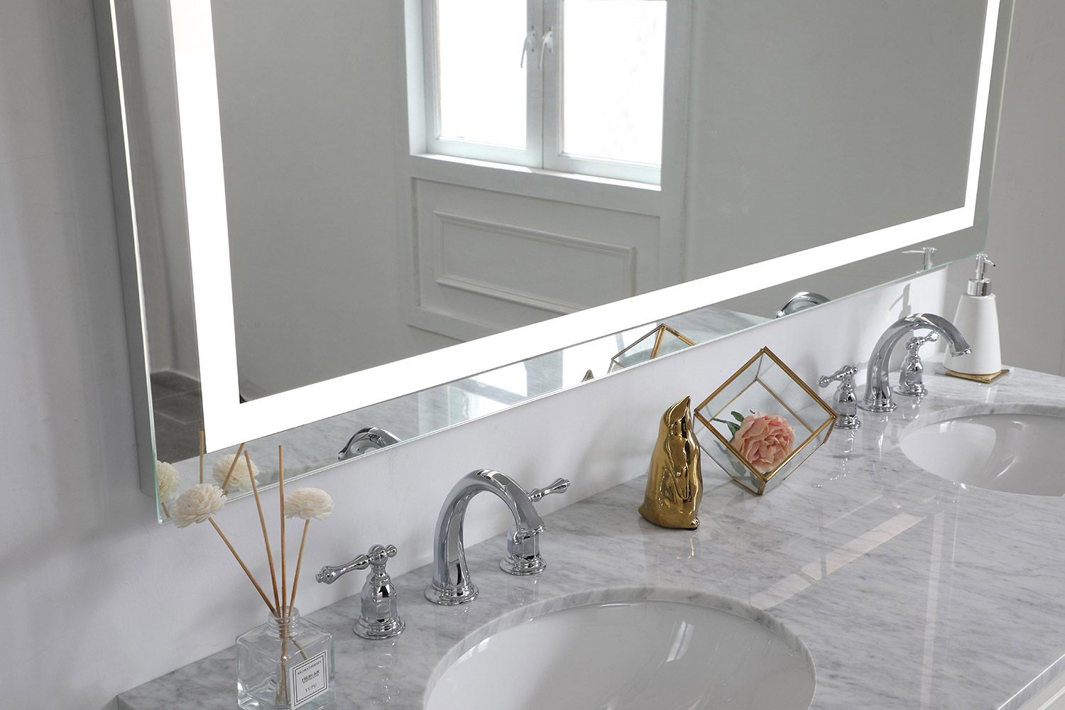 Elegant Wall Mirror - Clear, D 32", H 60" (MRE73260)