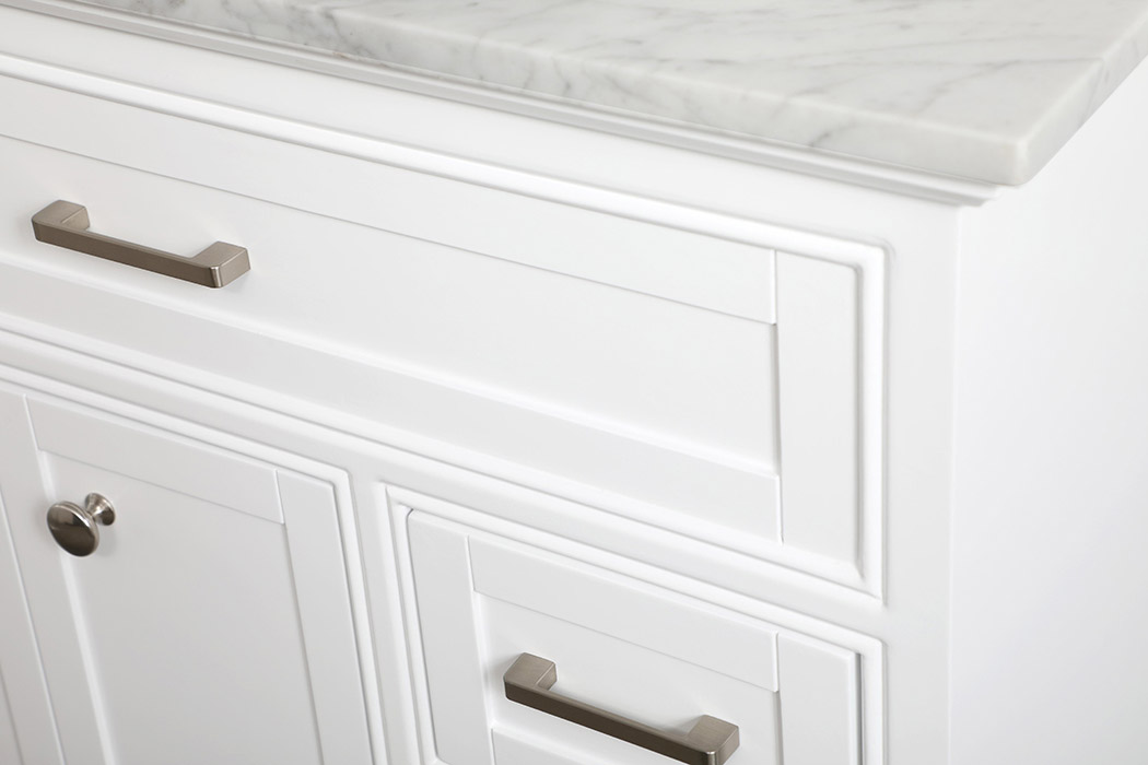 Elegant Bathroom Vanity - White, L 32" (VF15032WH)