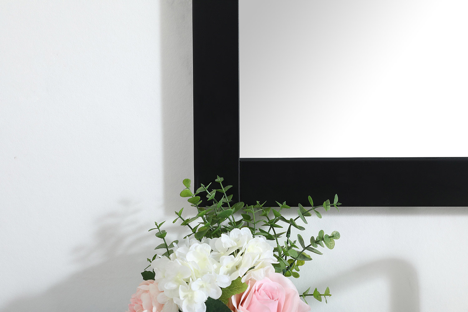 Elegant Wall Mirror - Black, D 24", H 32" (VM22432BK)