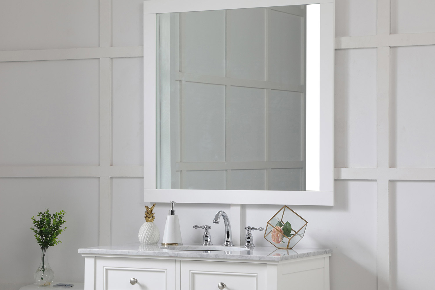 Elegant Wall Mirror - White, D 36", H 36" (VM23636WH)