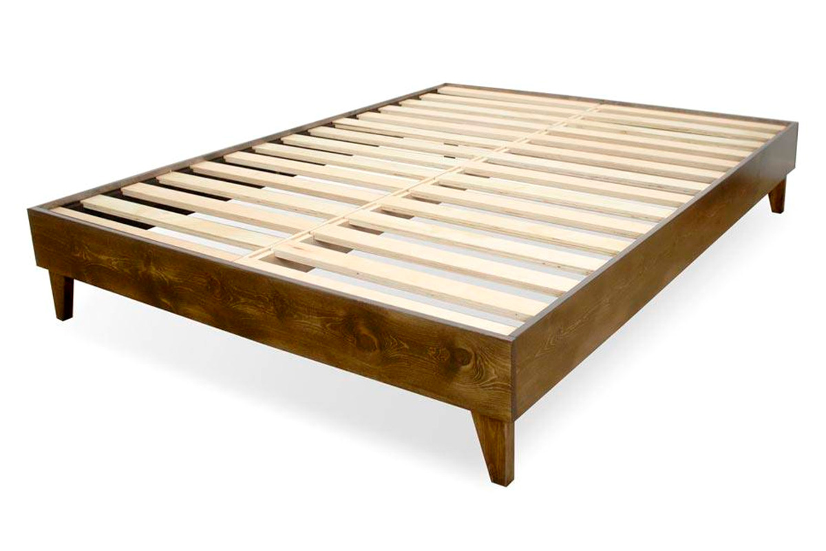 eLuxury Artisan Wooden Platform Bed - California King, Walnut