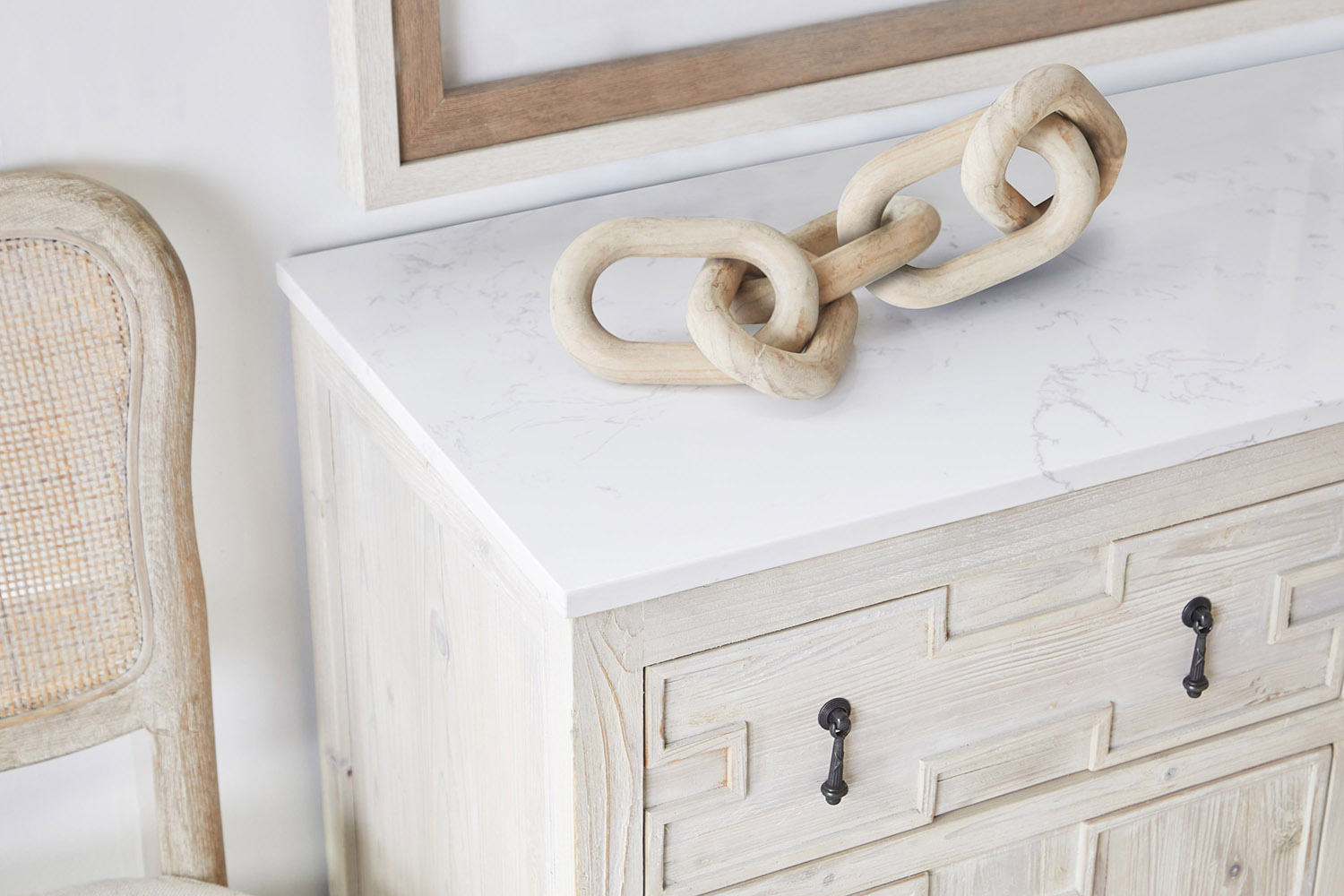 Essentials Bella Antique Cinq Wood Link - White Wash Pine