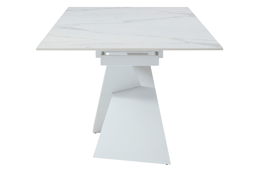 Extravaganza 9113 Dining Table with 1218 Swivel White Chairs