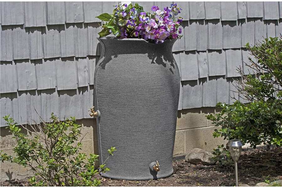 FaFurn 50-Gallon Plastic Urn Rain Barrel with Planter Top - Dark Gray