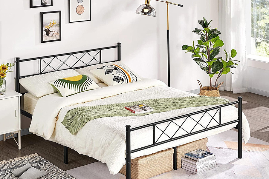 FaFurn - Traditional Powder Coated Slatted Metal Platform Bed