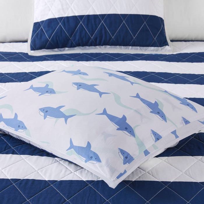 FaFurn 3-Piece Full/Queen Size Reversible Sharks Quilt Set - Navy Blue/White, Cotton