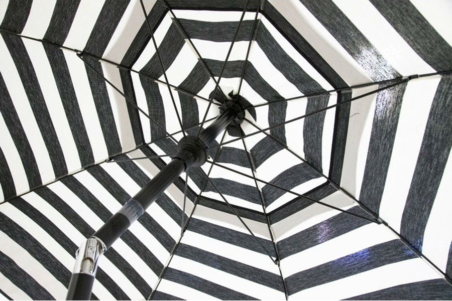 FaFurn - 6 Foot Black/White Stripe Drape Umbrella Manual Lift with Tilt