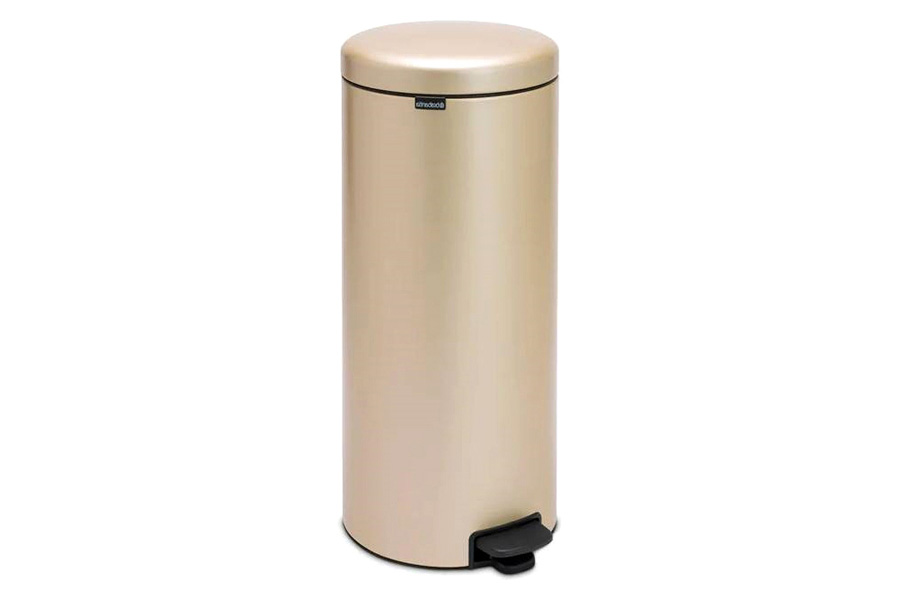 FaFurn Stainless Steel Kitchen Trash Can with Step-On Lid - 8-Gallon