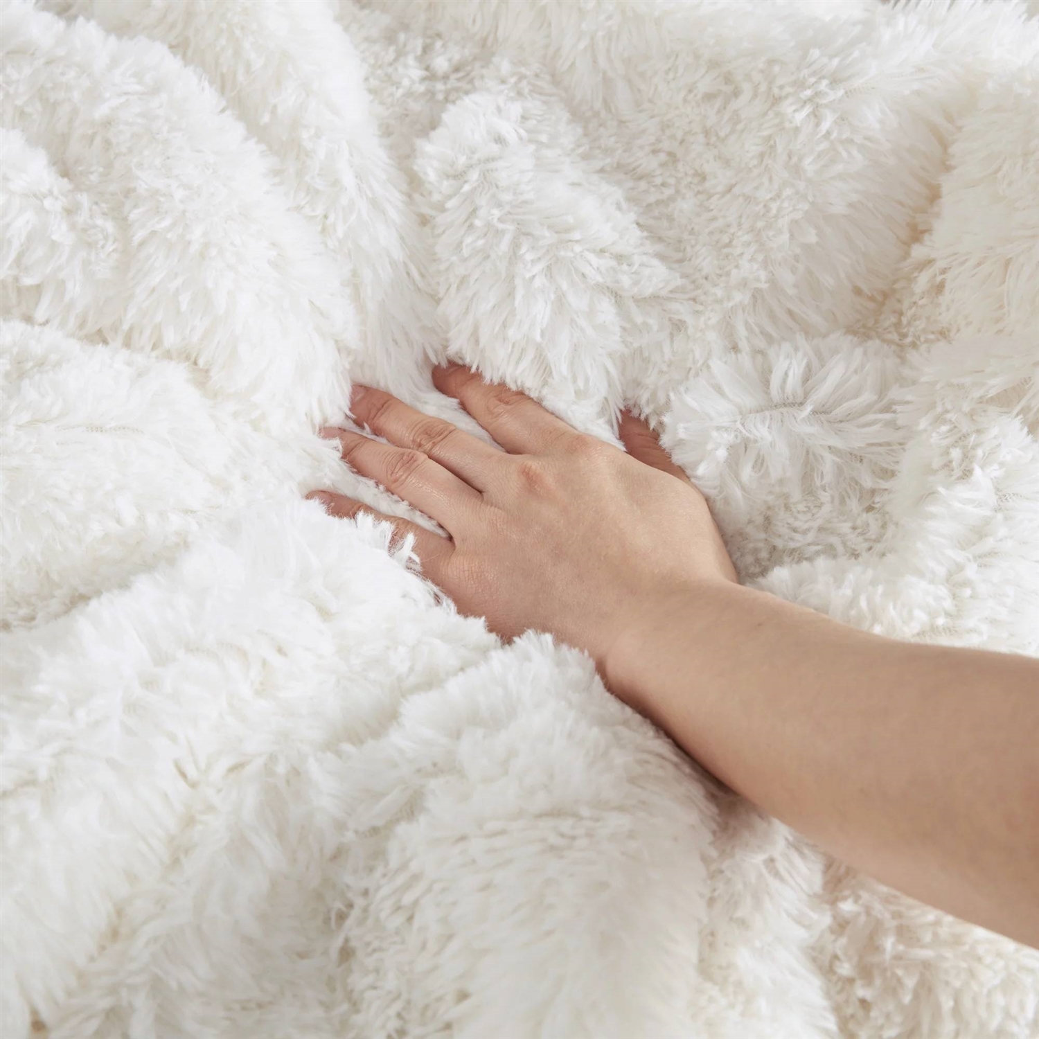 FaFurn 3-Piece Reversible Full/Queen Size Comforter Set - Ivory, Soft Sherpa Faux Fur