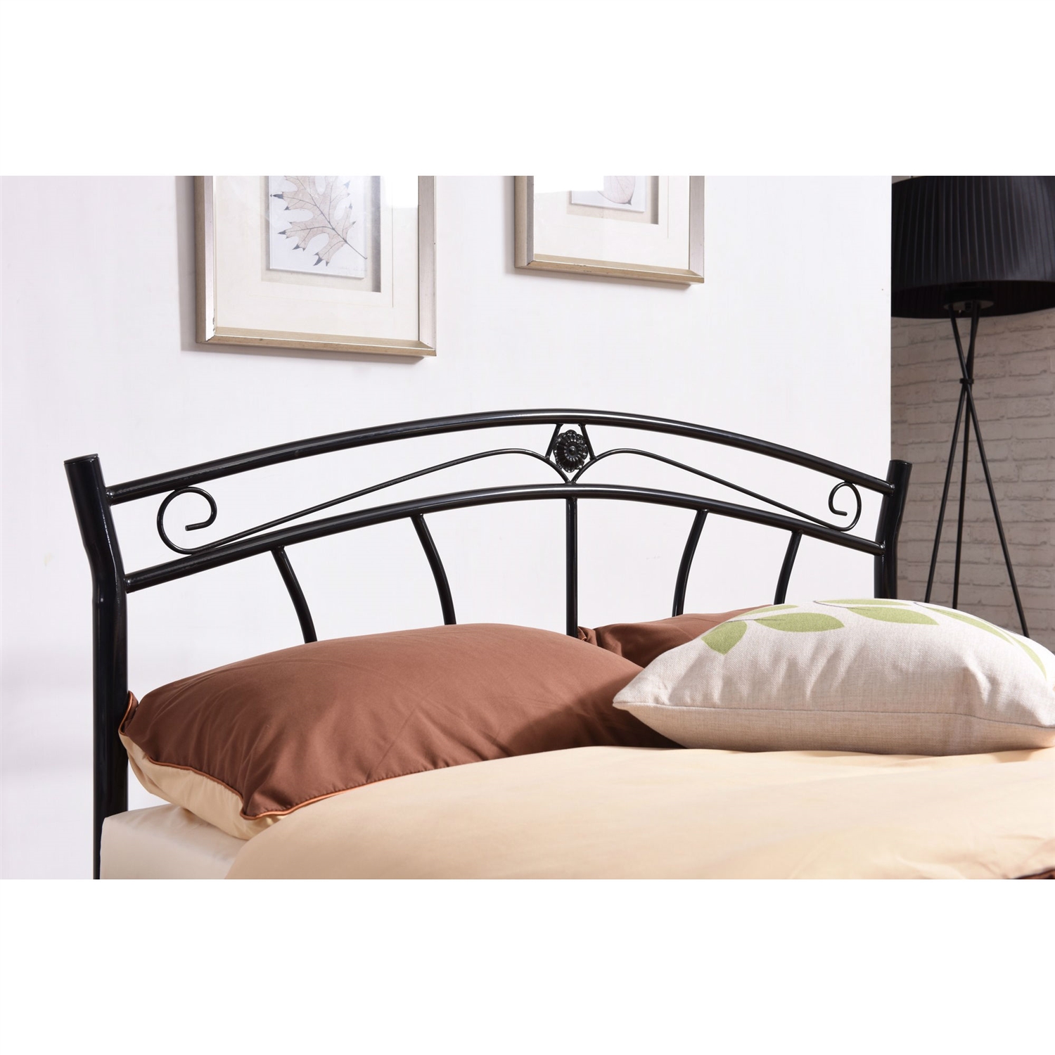 FaFurn - Full Size Platform Bed Frame with Curvy Headboard and Footboard in Black, Metal