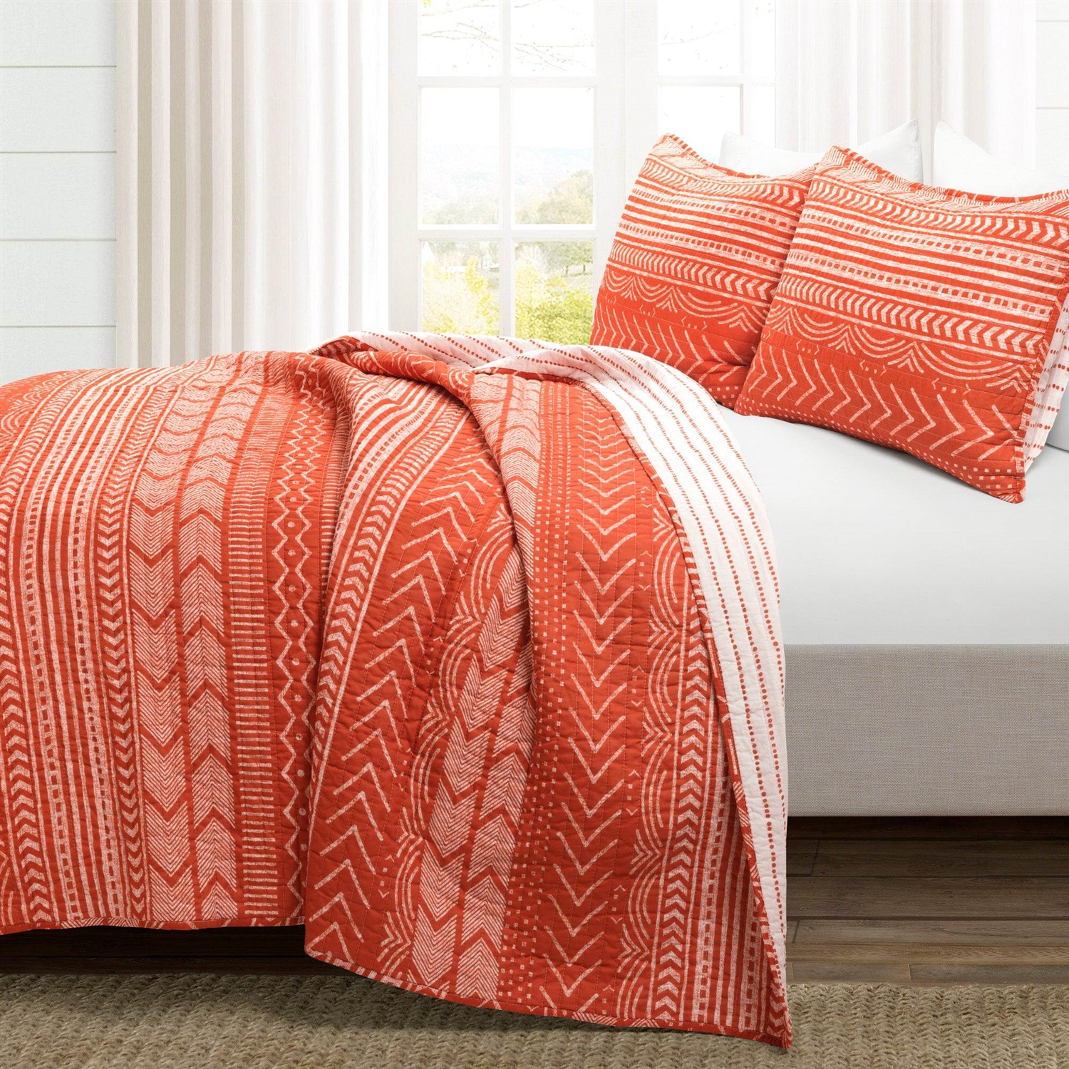 FaFurn - Scandinavian Reversible Quilt Set (SCACHR918473)