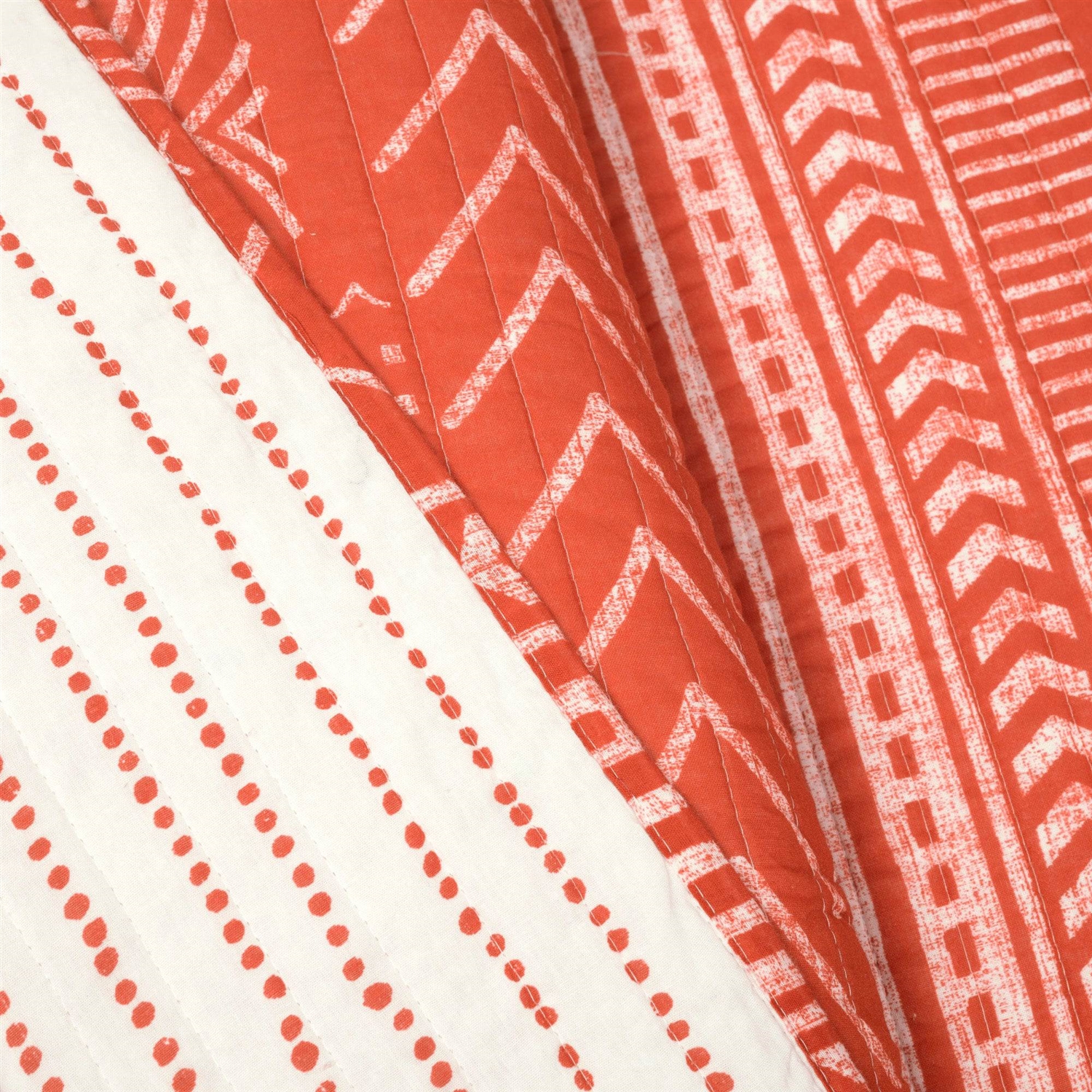 FaFurn Full/Queen Size Scandinavian Reversible Quilt Set - Orange/White, Cotton