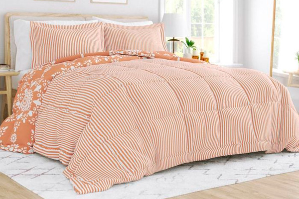 FaFurn Full/Queen Size 3-Piece Striped Floral Reversible Comforter Set - Clay/White, Microfiber/Polyester