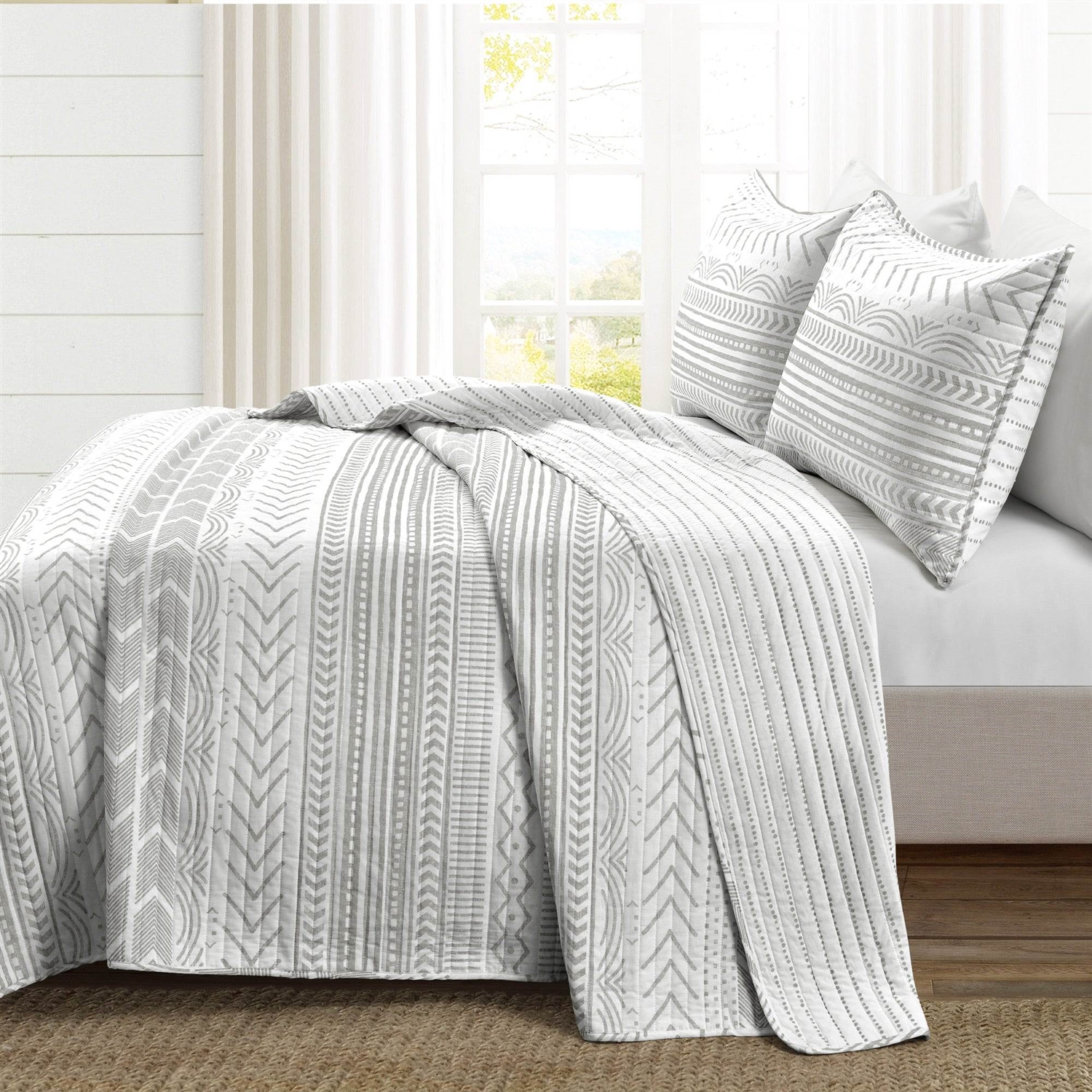 FaFurn Full/Queen Size Scandinavian Reversible Quilt Set - Gray/White, Cotton