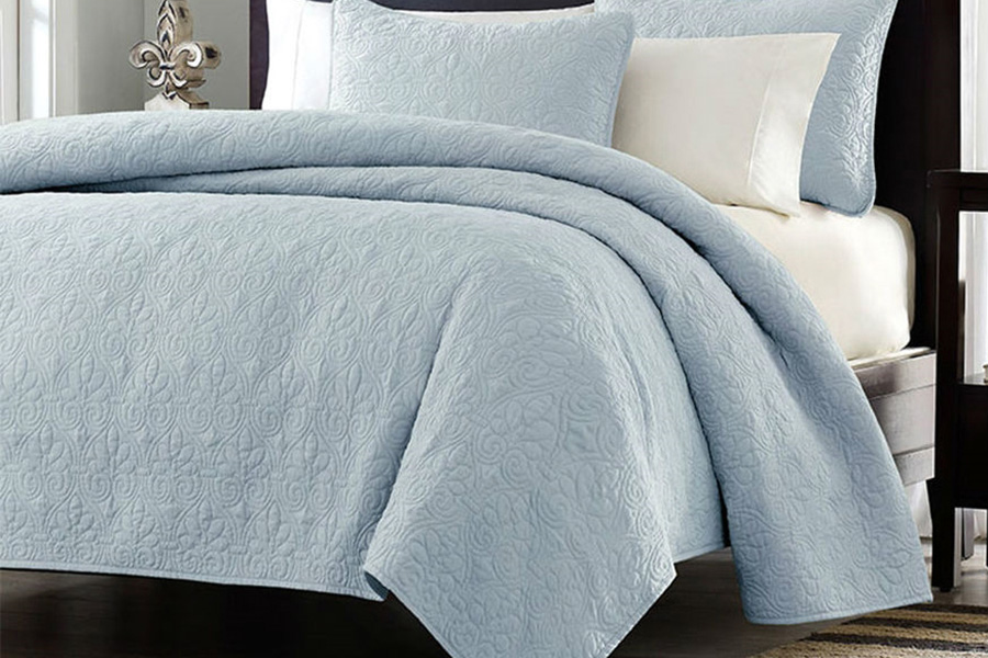 FaFurn Full/Queen Size Quilted Bedspread Coverlet with 2 Shams - Light Blue