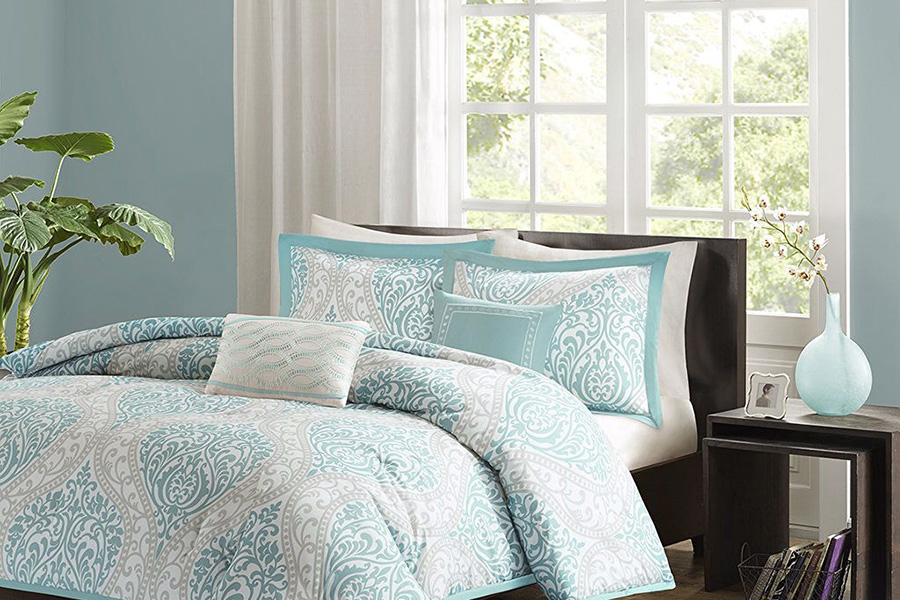 FaFurn - 5-Piece Full/Queen Size Comforter Set in Light Blue/Gray