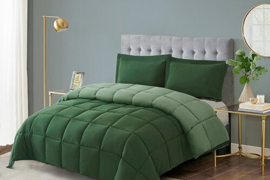 FaFurn Traditional Microfiber Reversible 3 Piece Comforter Set - Green, Full/Queen Size