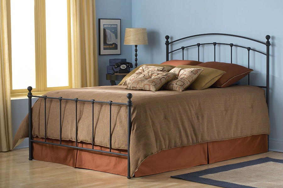 FaFurn - Queen Size Metal Bed with Rounded Posts in Antique Brass Finish