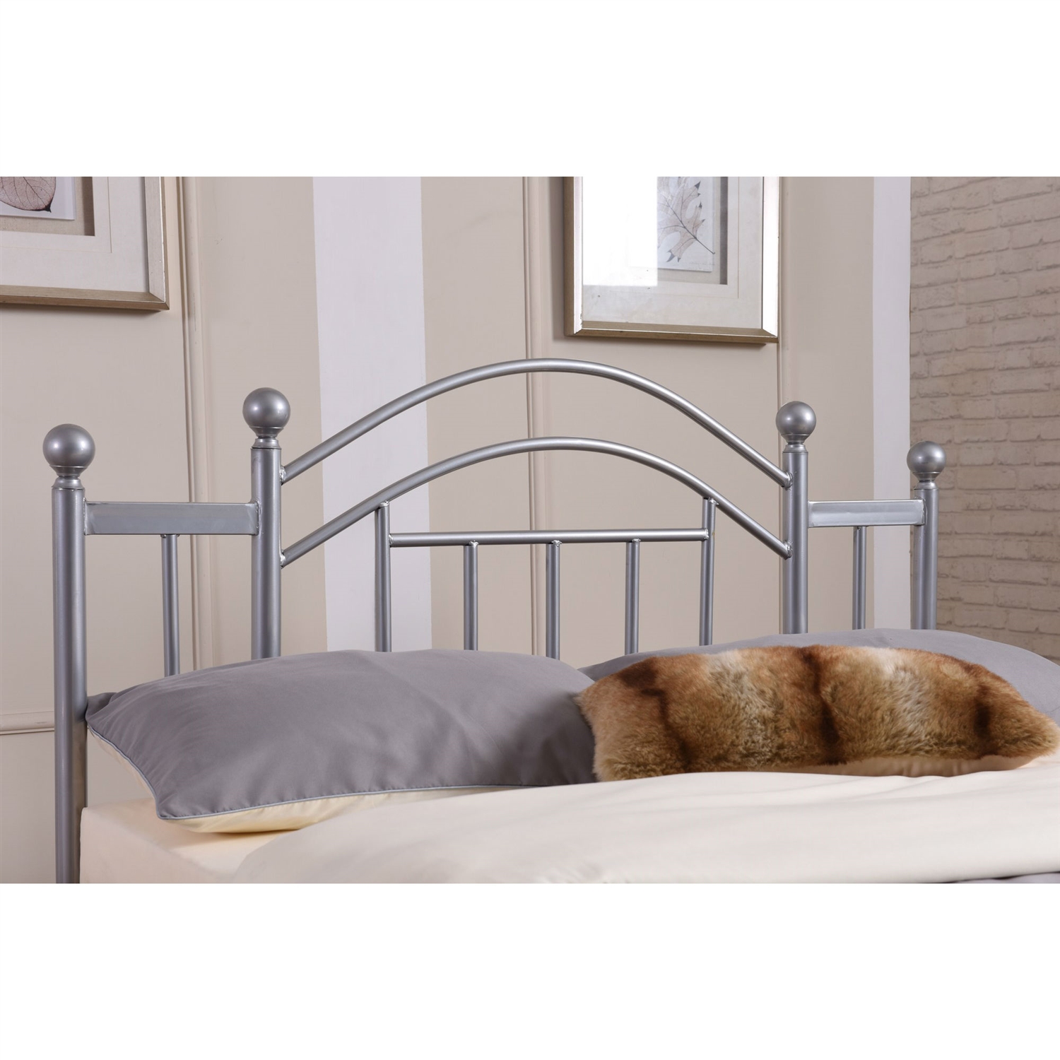 FaFurn - Full Size Platform Bed Frame with Arched Headboard in Metal