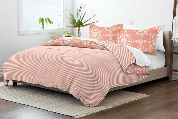 FaFurn Twin Size 2-Piece Striped Reversible Comforter Set - Clay/White, Microfiber/Polyester