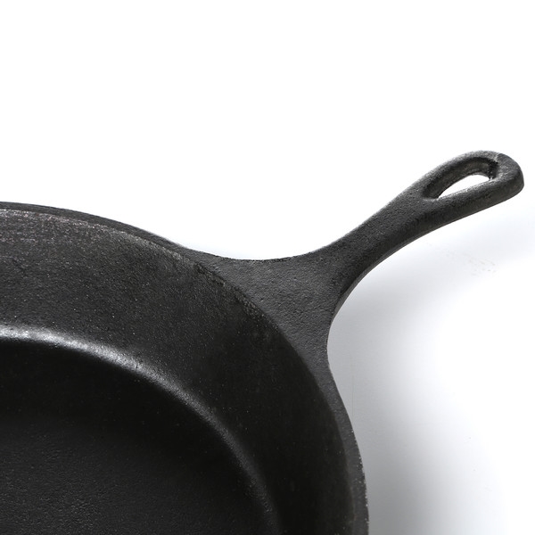 FaFurn - Round Skillet in Cast Iron