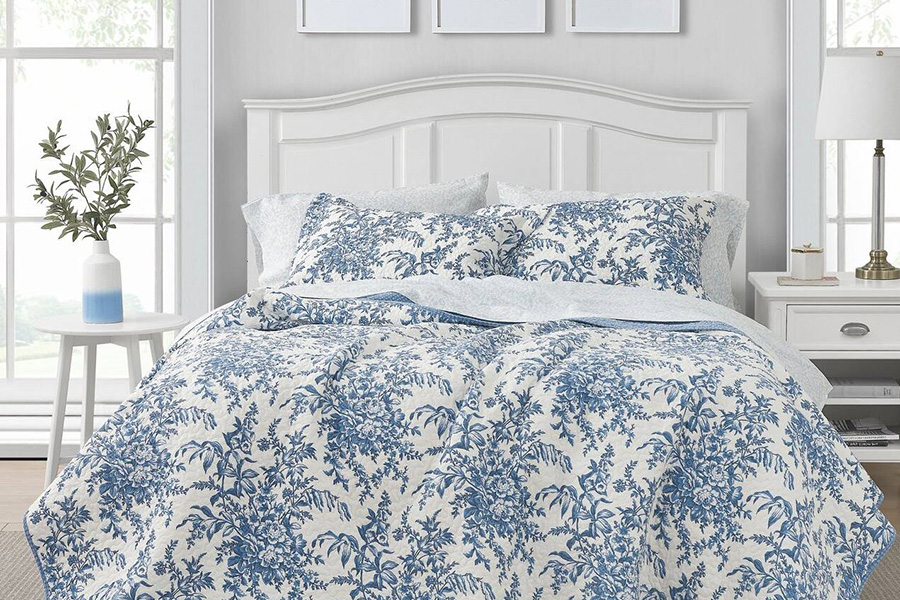 FaFurn 3 Piece Bed in a Bag Bohemian Floral Cotton Quilt Set - Blue/White, King Size