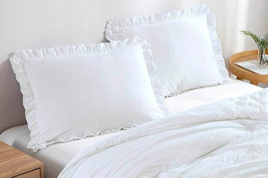 FaFurn Full Size Oversized Ruffled Edge Comforter Set - White, Microfiber