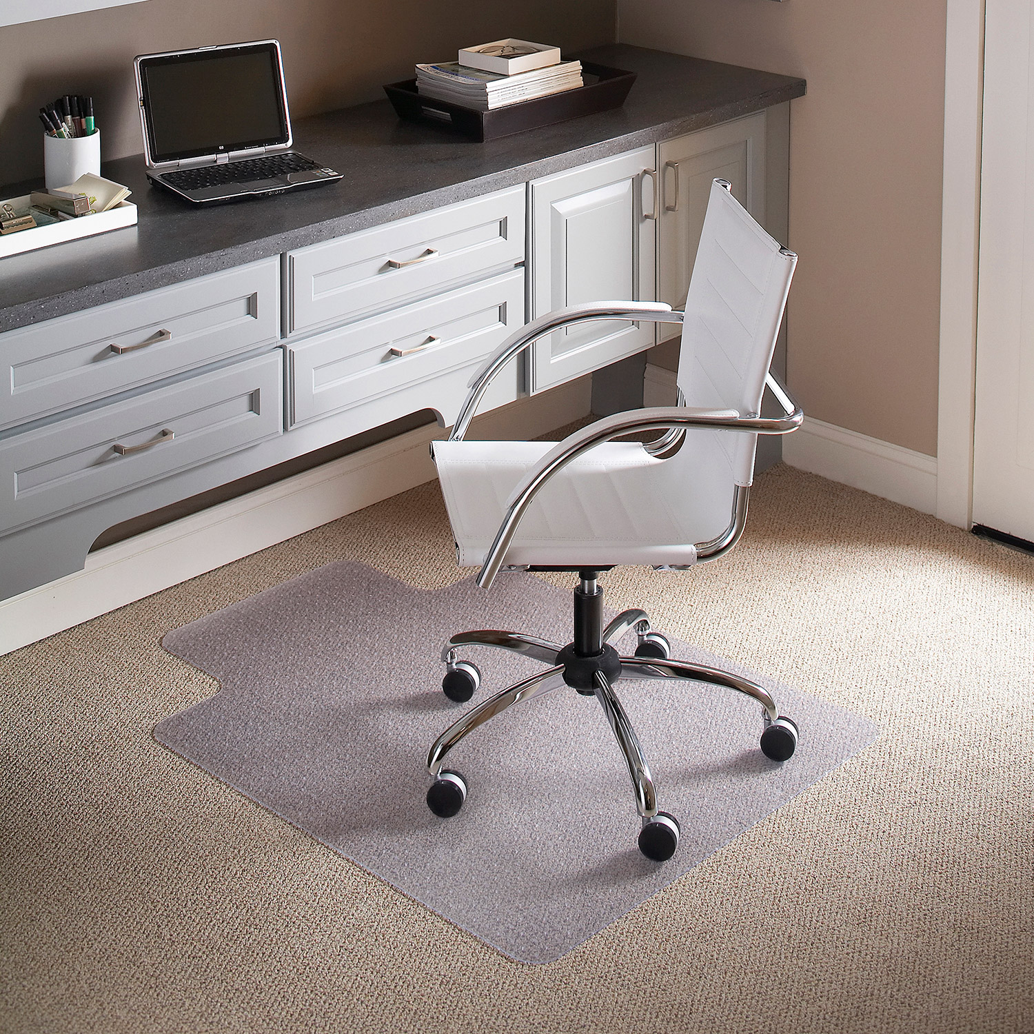 BLNK Jackson Carpet Chair Mat 400 lb Capacity with Lip