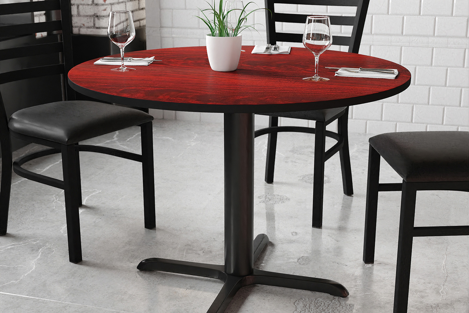 BLNK Round Table with 33'' x 33'' Base