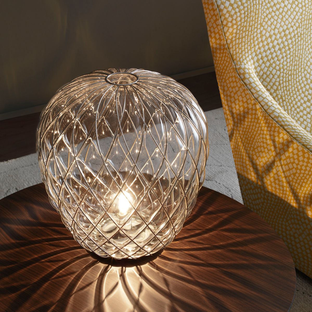 FontanaArte Pinecone Medium Table Lamp - Transparent/Gold, Glass/Galvanized Metal