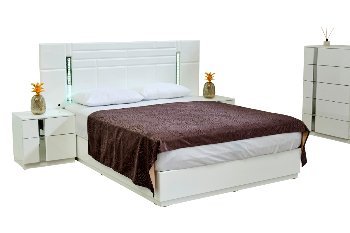 Furnia Sienna King Size Bed with Headboard - White