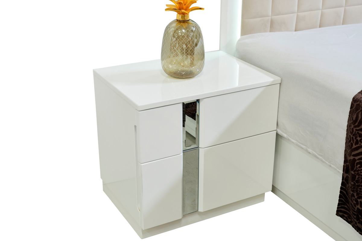 Furnia - Sienna Nightstand in White