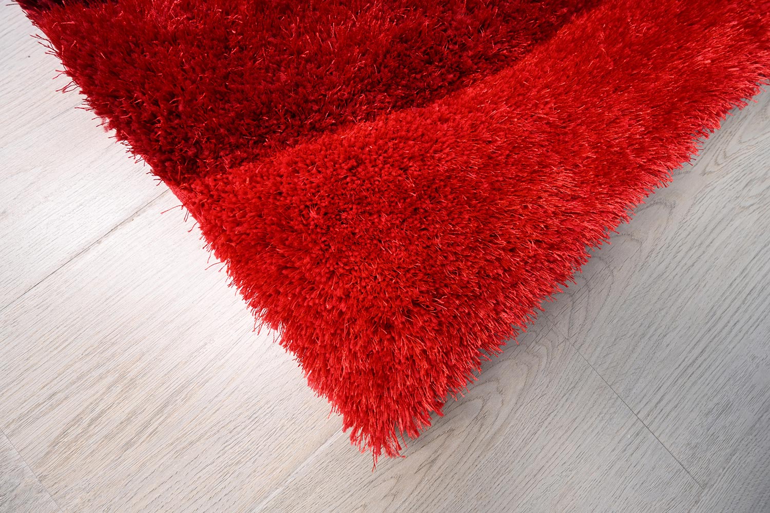 Furnings Nina 3D Red Shag Rug - 7'L x 5'W x 1"H