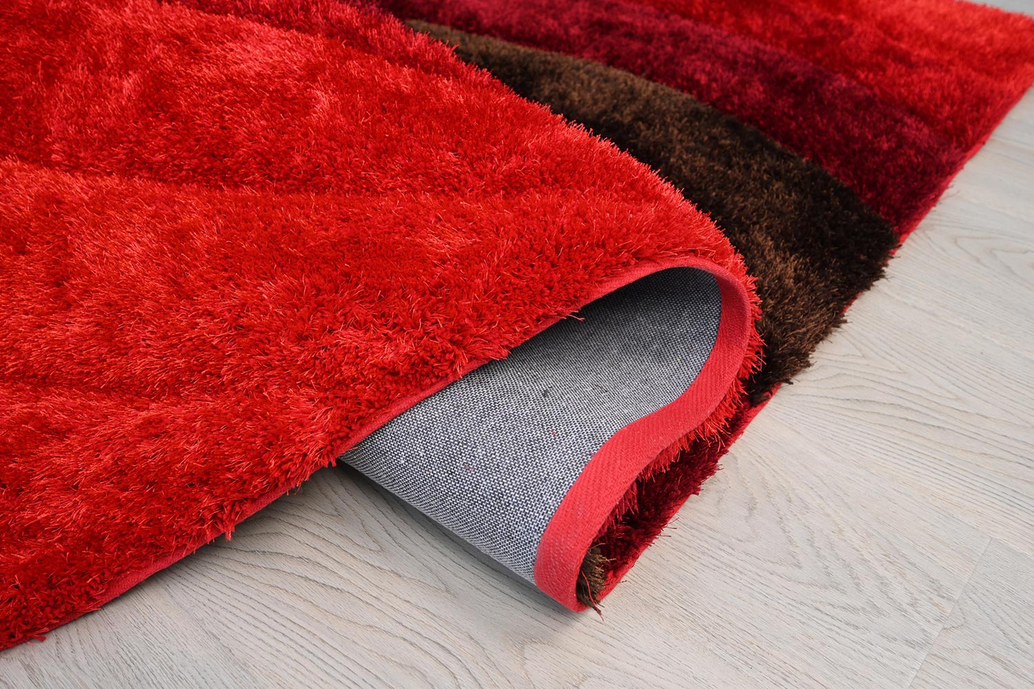 Furnings Nina 3D Red Shag Rug - 7'L x 5'W x 1"H