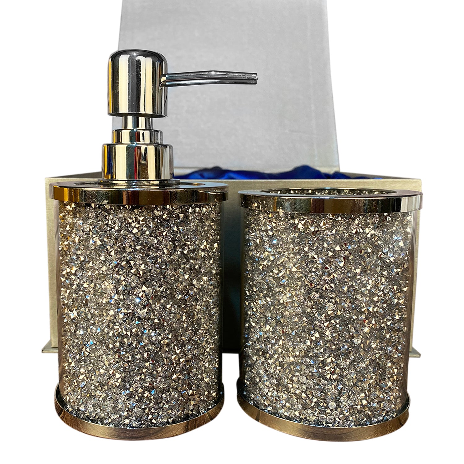 Furnings - Soap Dispenser and Toothbrush Holder with Tray, Silver Crushed Diamond Glass