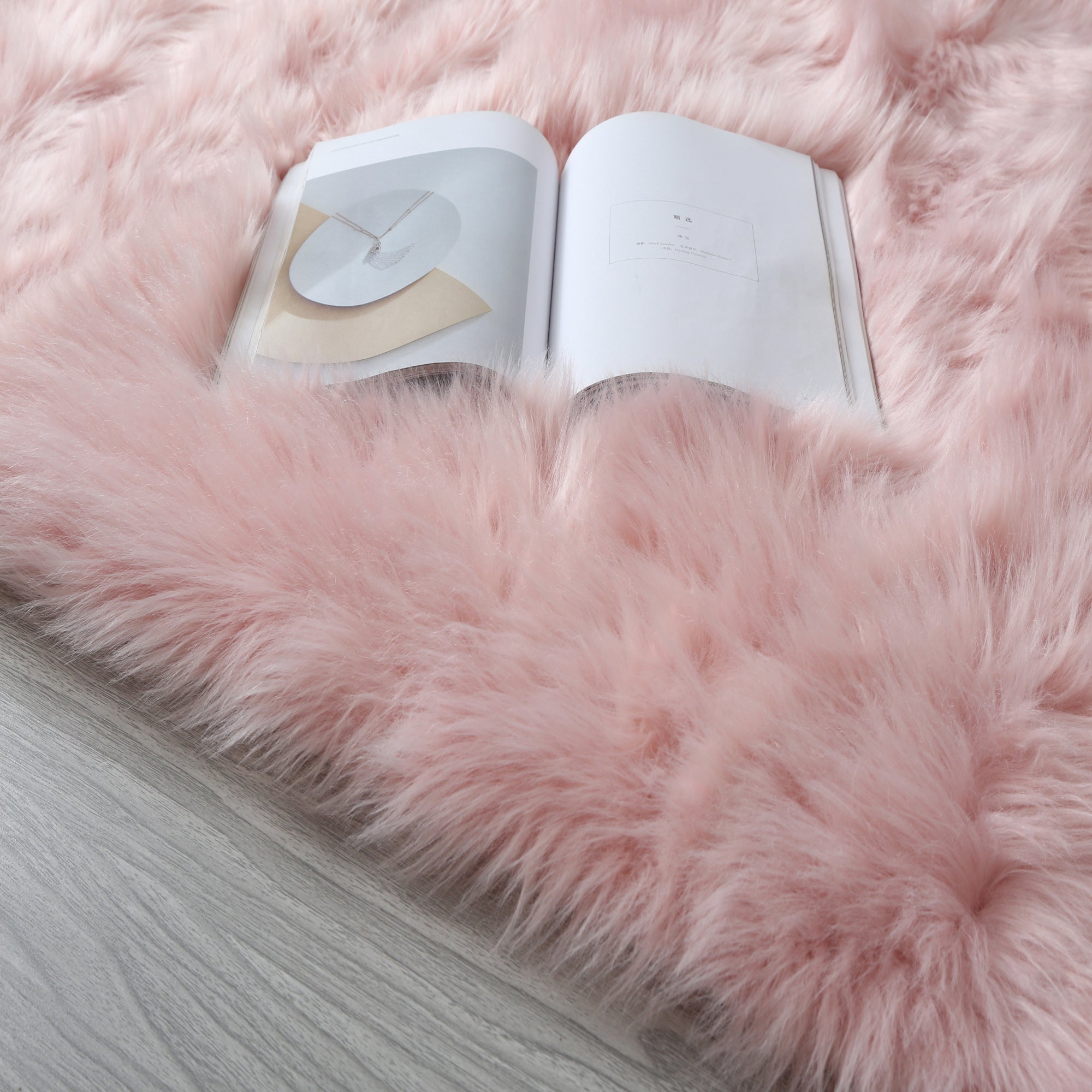 Furnings Cozy Ultra Soft Fluffy Faux Fur Pink Area Rug - 5'L x 3'W