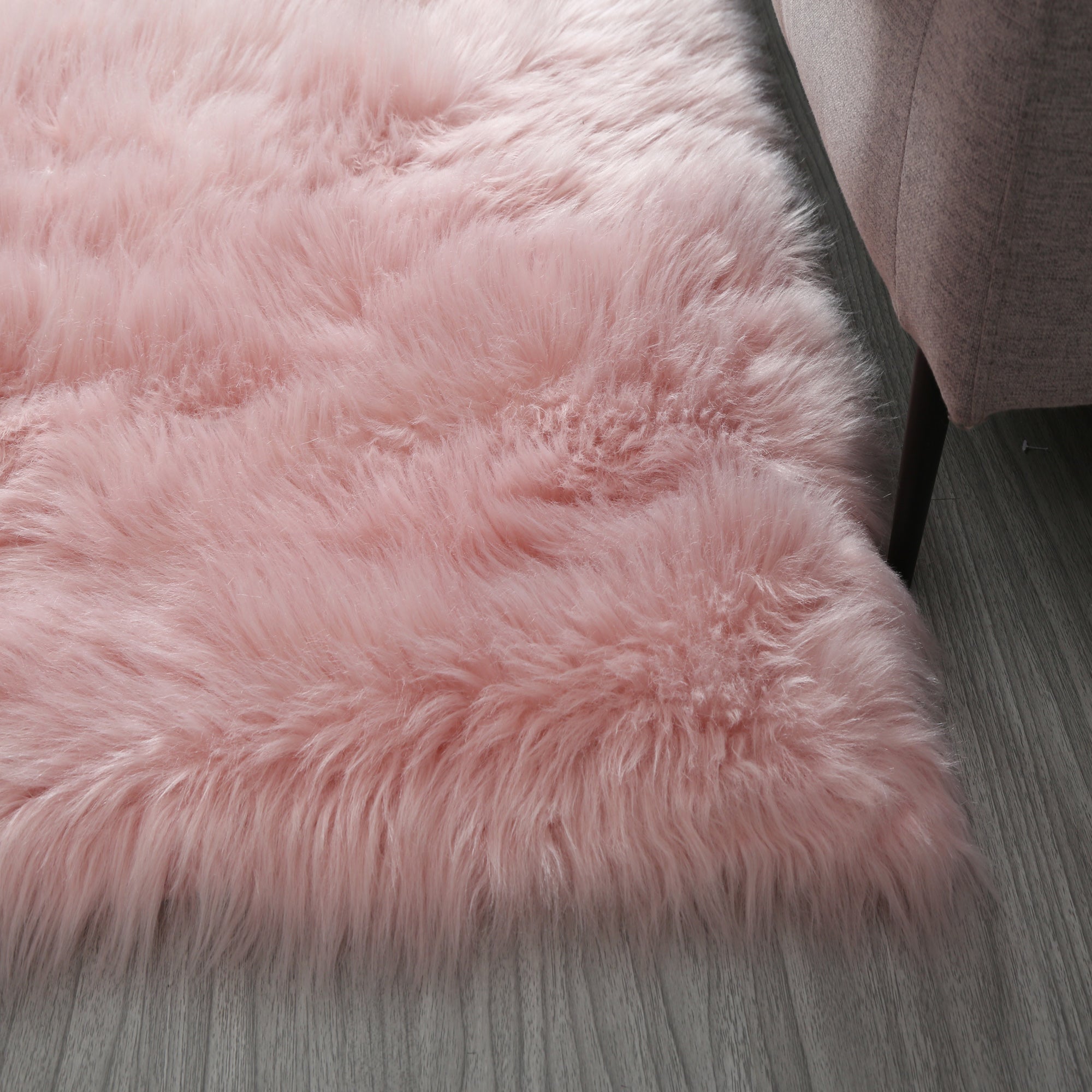 Furnings Cozy Ultra Soft Fluffy Faux Fur Pink Area Rug - 5'L x 3'W