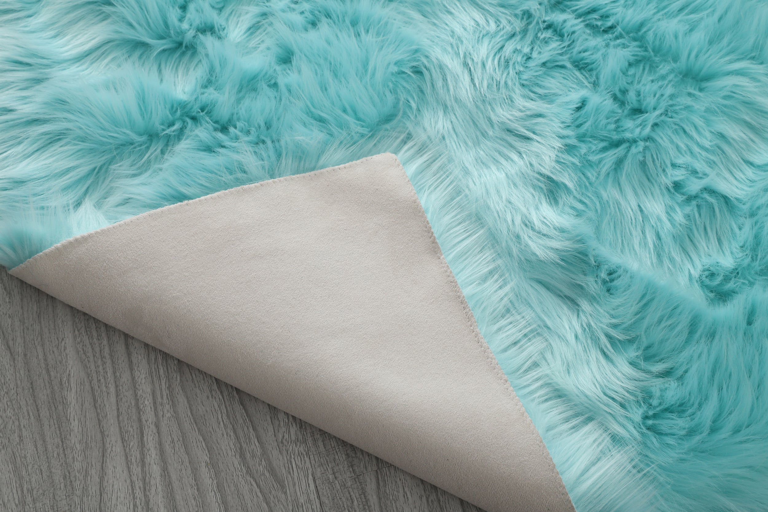 Furnings™ Cozy Ultra Soft Fluffy Faux Fur Turquoise Area Rug - 5'L x 3'W