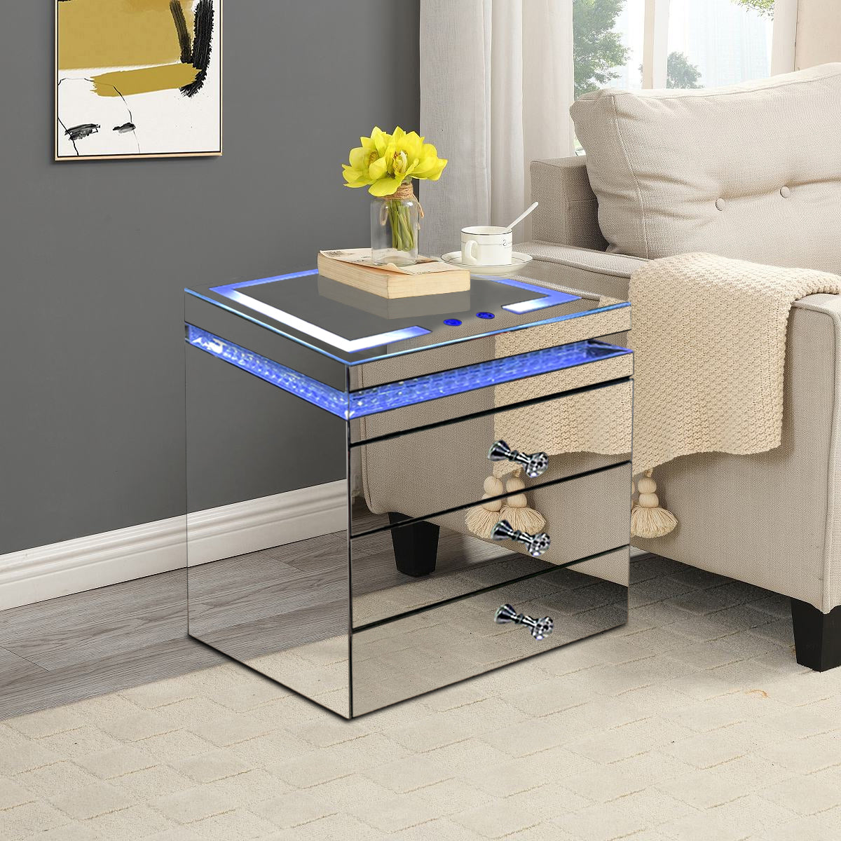 Furnings - Modern Mirrored Nightstand with LED Light and Phone Charger in Functional and Stylish Side Table