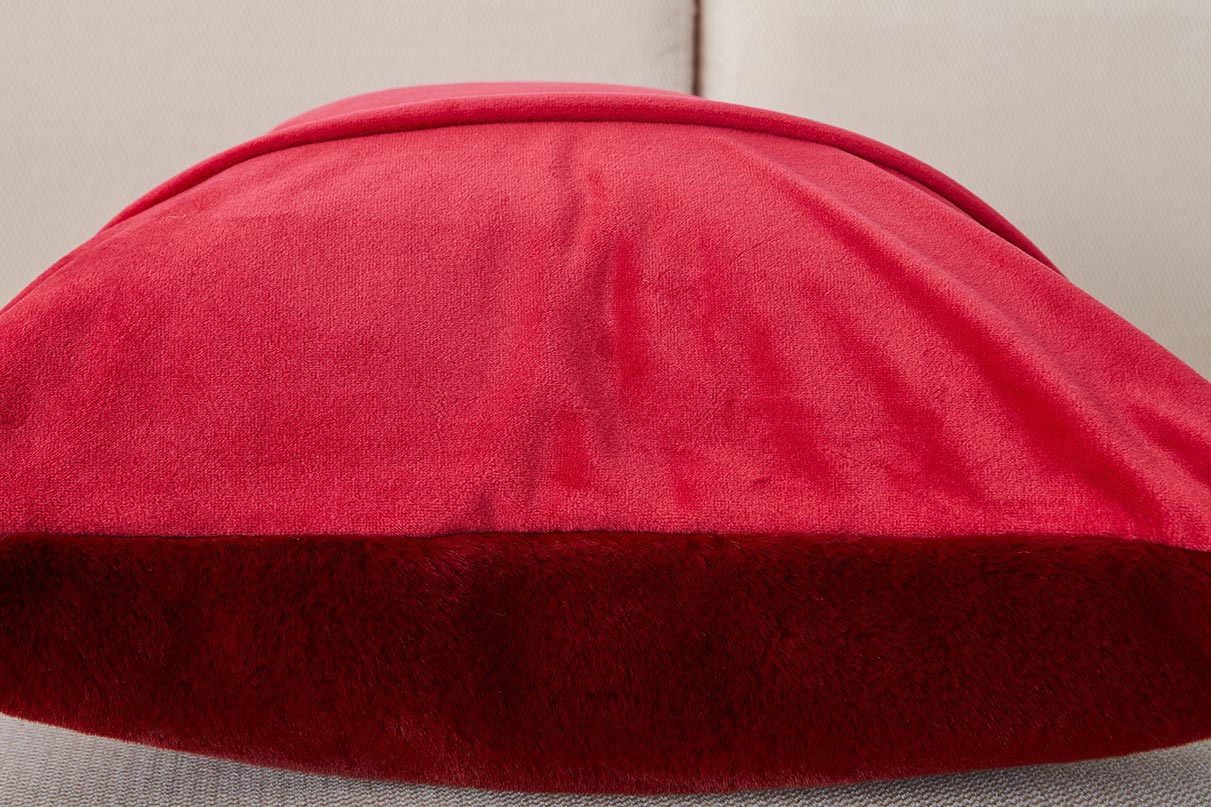 Furnings - Agnes Luxury Red Chinchilla Faux Fur Pillow