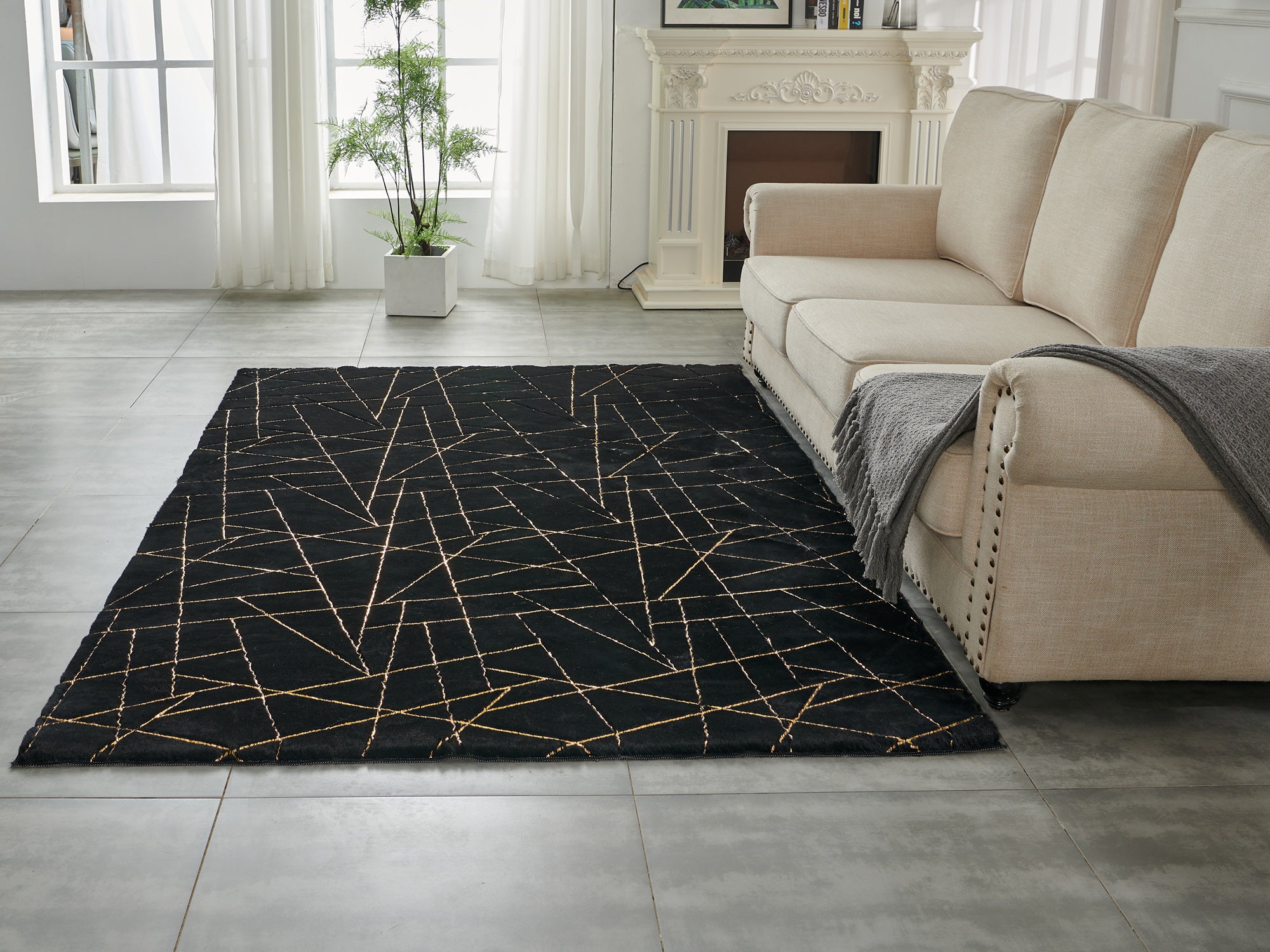 Furnings Lily Luxury Black Geometric Washable Abstract Gold-Gilded Chinchilla Faux Fur Area Rug - 5'L x 3'W