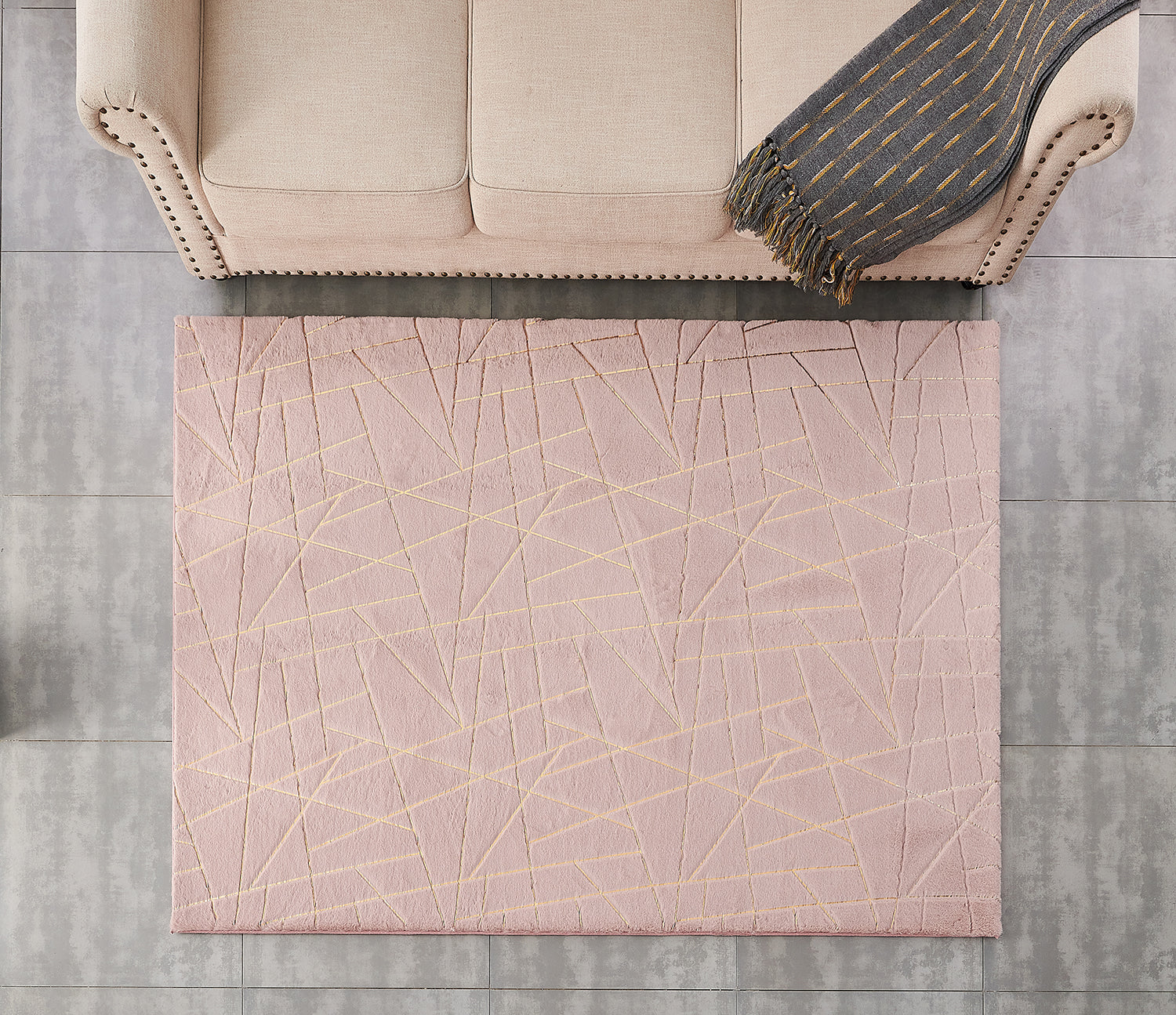 Furnings Lily Luxury Dust Pink Geometric Washable Abstract Gold-Gilded Chinchilla Faux Fur Area Rug - 3'L x 2'W