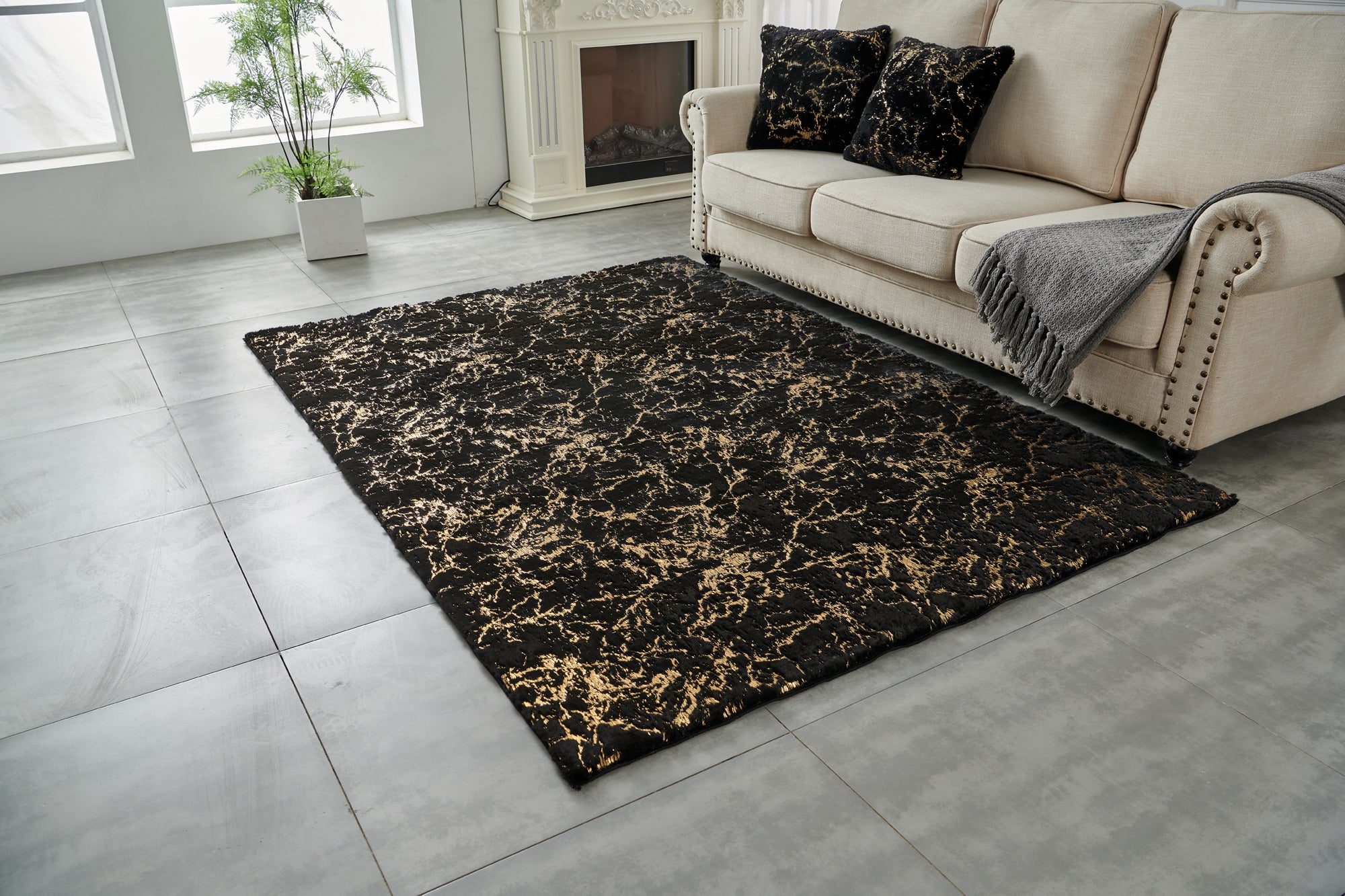 Furnings - Lily Luxury Washable Black Abstract Gold-Gilded Chinchilla Faux Fur Area Rug