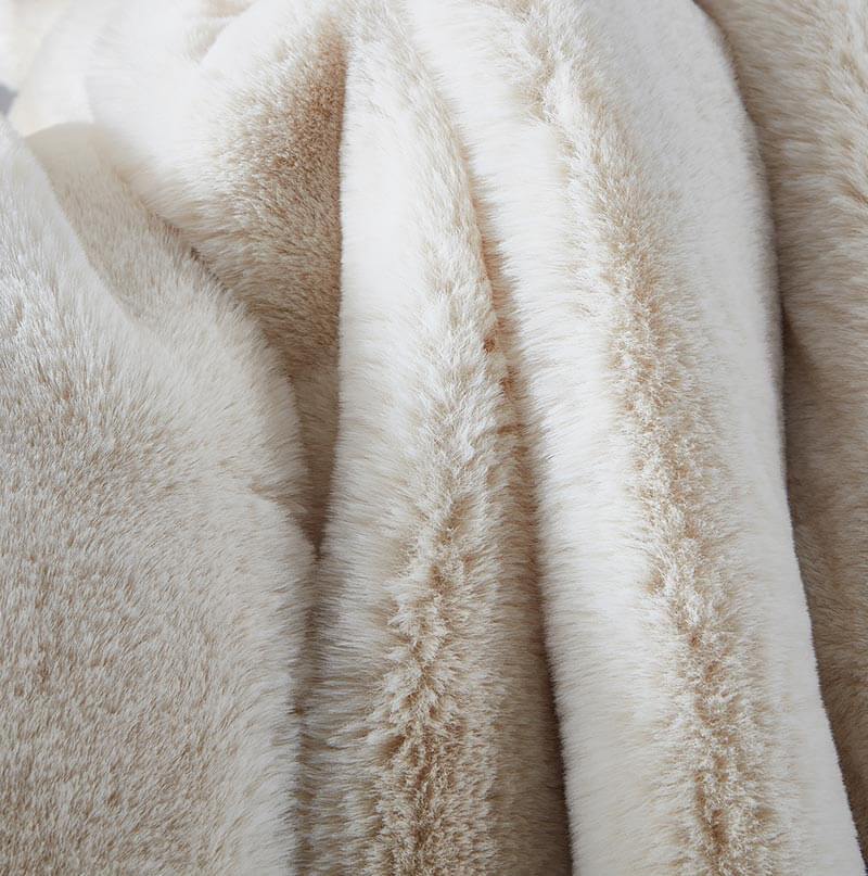 Furnings - Cassilda Luxury Beige Chinchilla Faux Fur Throw Blanket