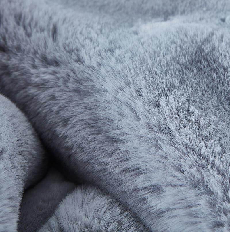 Furnings - Cassilda Luxury Gray Chinchilla Faux Fur Throw Blanket