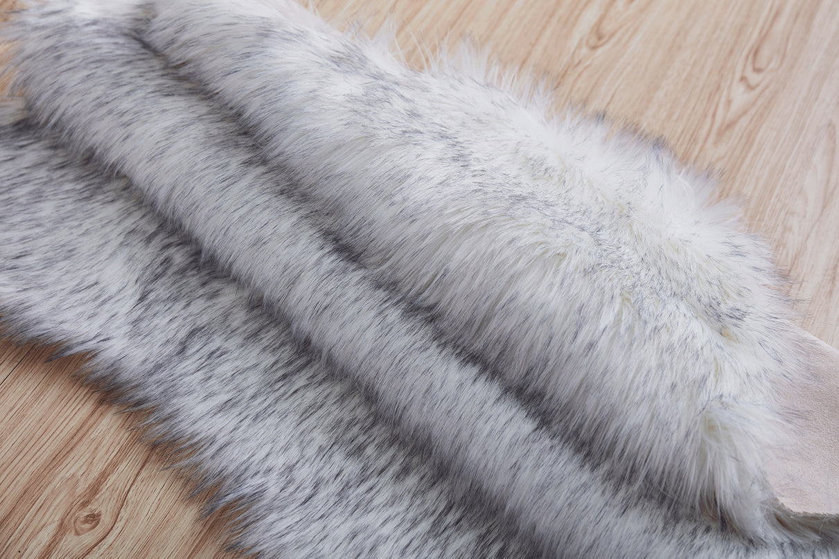 Furnings - Luxury Dark Gray Faux Fur Decorative Rug 28" x 39"